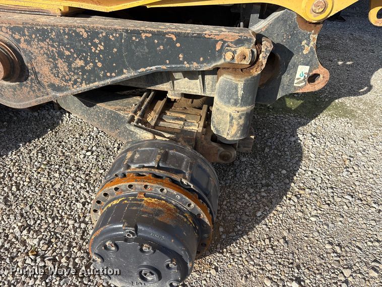 image for item YA3033 2010 Komatsu HM400-2 articulated haul truck
