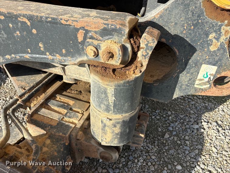 image for item YA3033 2010 Komatsu HM400-2 articulated haul truck