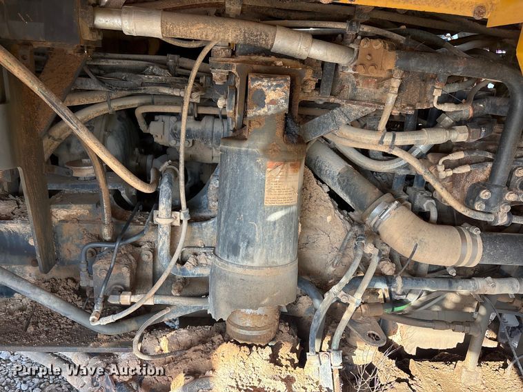 image for item YA3033 2010 Komatsu HM400-2 articulated haul truck