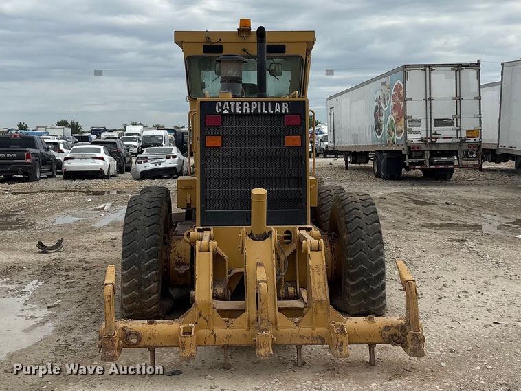 image for item YA3035 2001 Caterpillar 140H motor grader