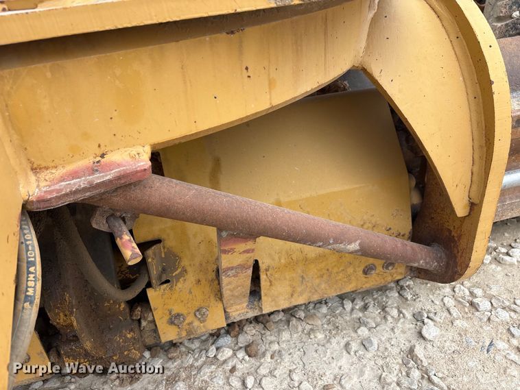 image for item YA3035 2001 Caterpillar 140H motor grader
