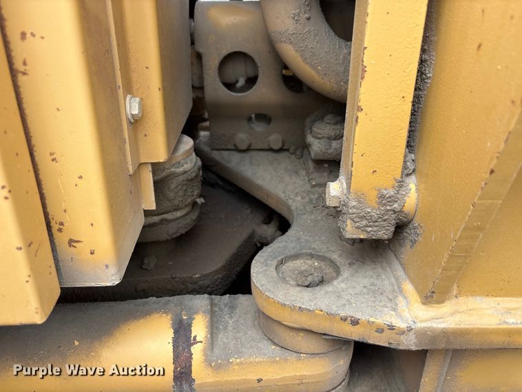 image for item YA3035 2001 Caterpillar 140H motor grader