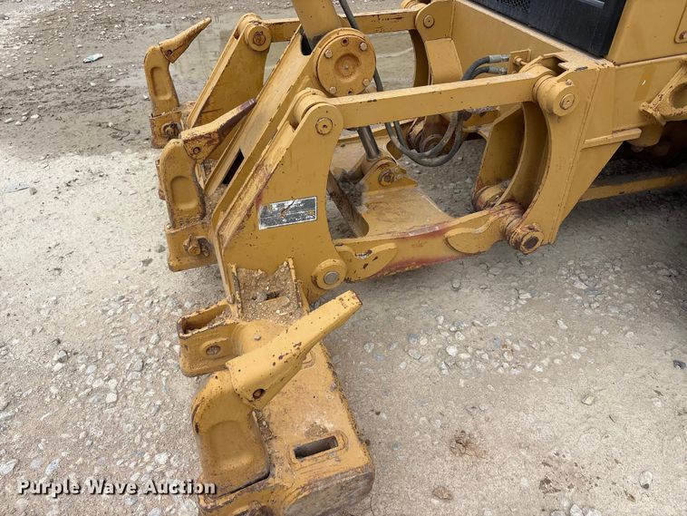 image for item YA3035 2001 Caterpillar 140H motor grader