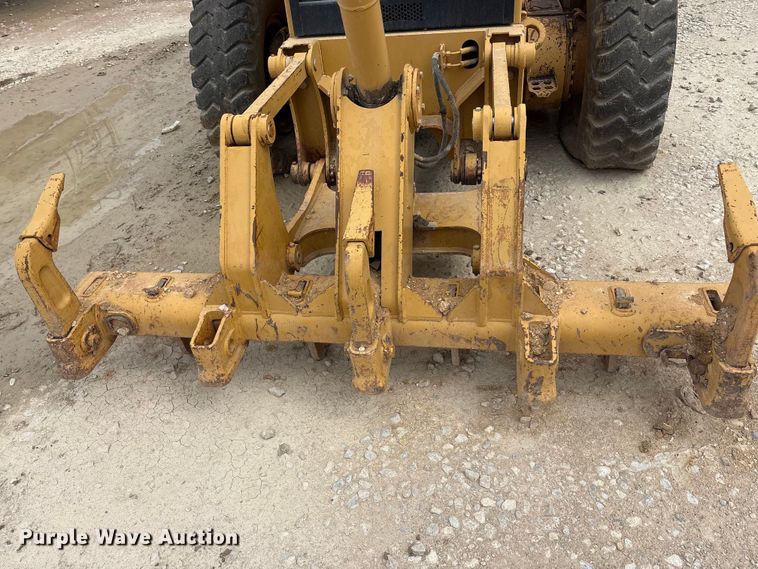 image for item YA3035 2001 Caterpillar 140H motor grader