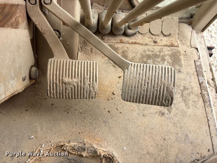 image for item YA3035 2001 Caterpillar 140H motor grader