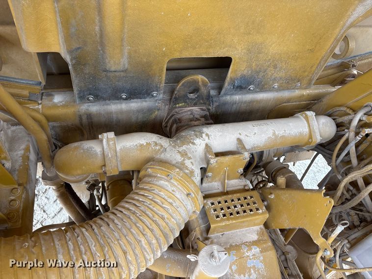 image for item YA3037 1995 Caterpillar 773B haul truck