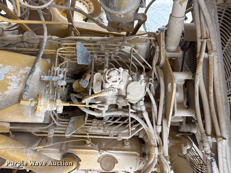 image for item YA3037 1995 Caterpillar 773B haul truck