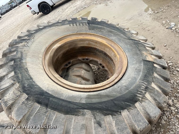 image for item YA3037 1995 Caterpillar 773B haul truck