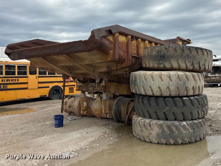 image for item YA3038 1980 Caterpillar 733B haul truck