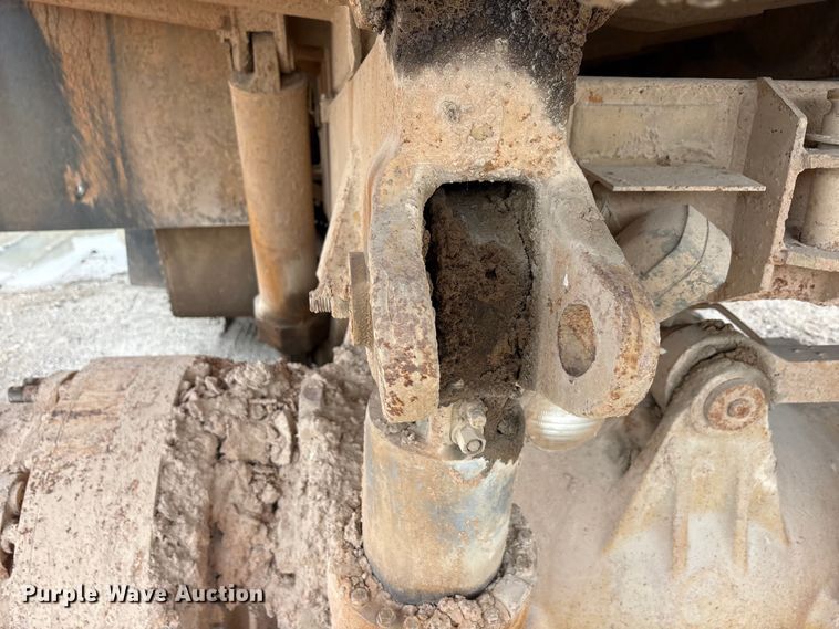 image for item YA3038 1980 Caterpillar 733B haul truck