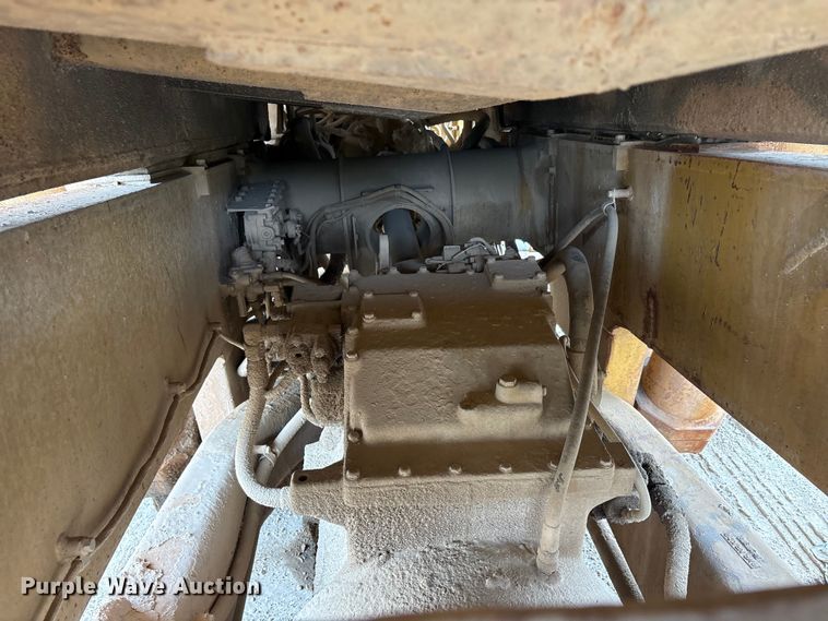image for item YA3038 1980 Caterpillar 733B haul truck