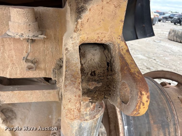 image for item YA3038 1980 Caterpillar 733B haul truck