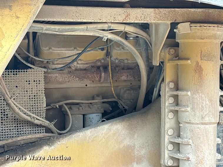 image for item YA3038 1980 Caterpillar 733B haul truck