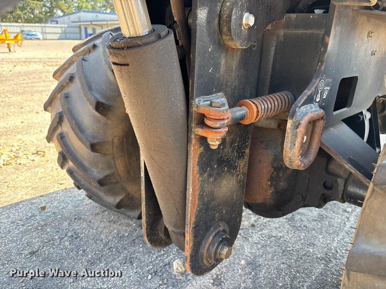 image for item YA3044 2016 Ditch Witch 410SX trencher