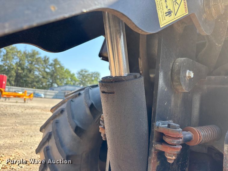 image for item YA3044 2016 Ditch Witch 410SX trencher