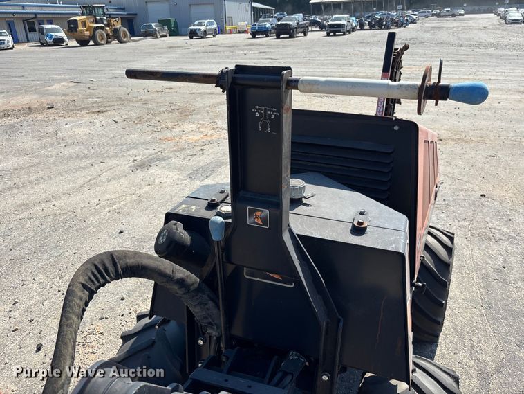 image for item YA3044 2016 Ditch Witch 410SX trencher