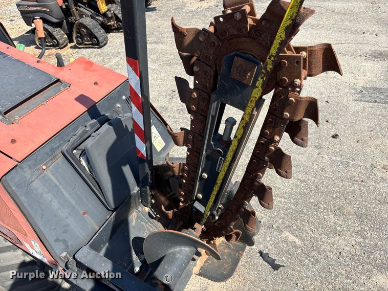 image for item YA3044 2016 Ditch Witch 410SX trencher