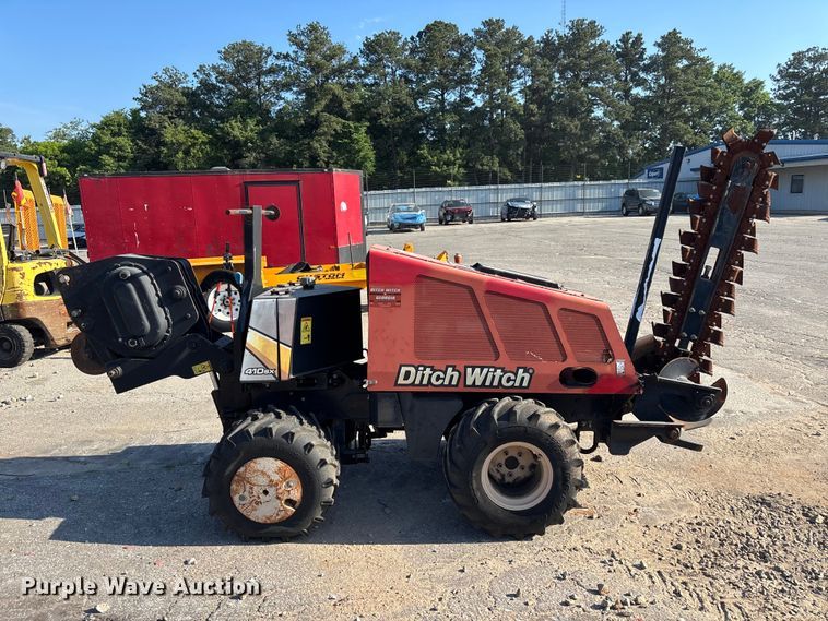 image for item YA3045 2015 Ditch Witch 410SX trencher