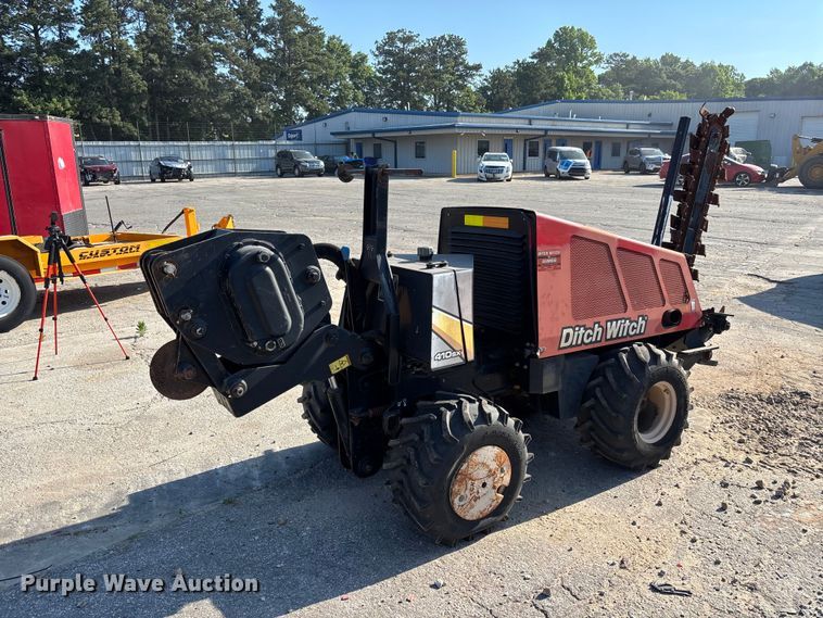 image for item YA3045 2015 Ditch Witch 410SX trencher