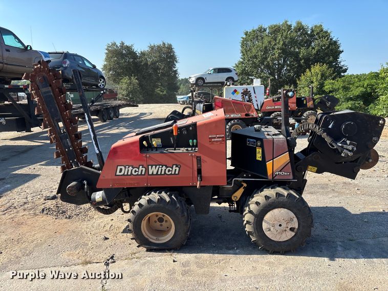image for item YA3045 2015 Ditch Witch 410SX trencher
