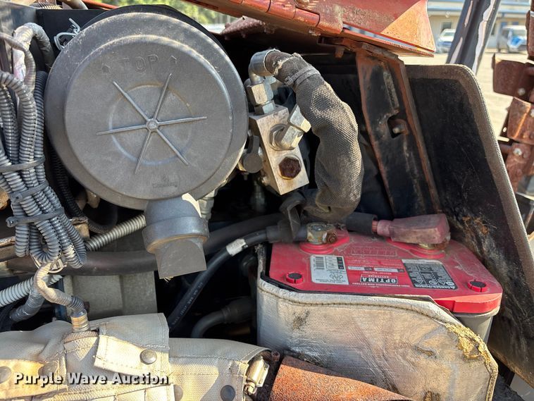 image for item YA3045 2015 Ditch Witch 410SX trencher