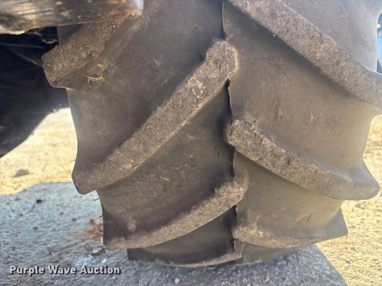 image for item YA3045 2015 Ditch Witch 410SX trencher