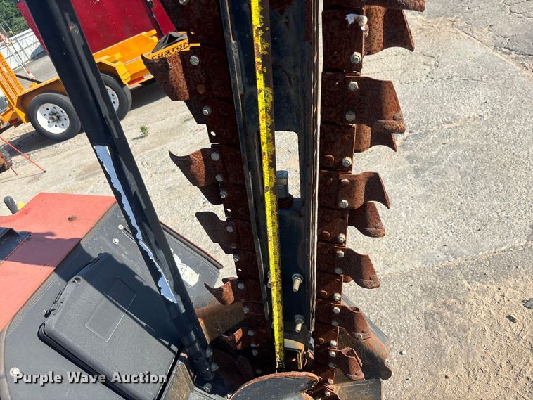image for item YA3045 2015 Ditch Witch 410SX trencher