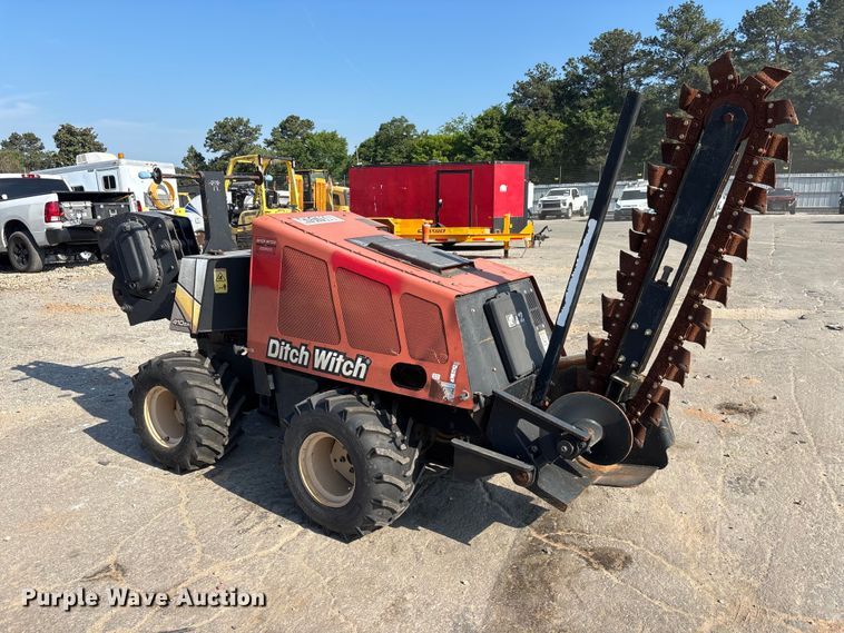 image for item YA3046 2015 Ditch Witch 410SX trencher