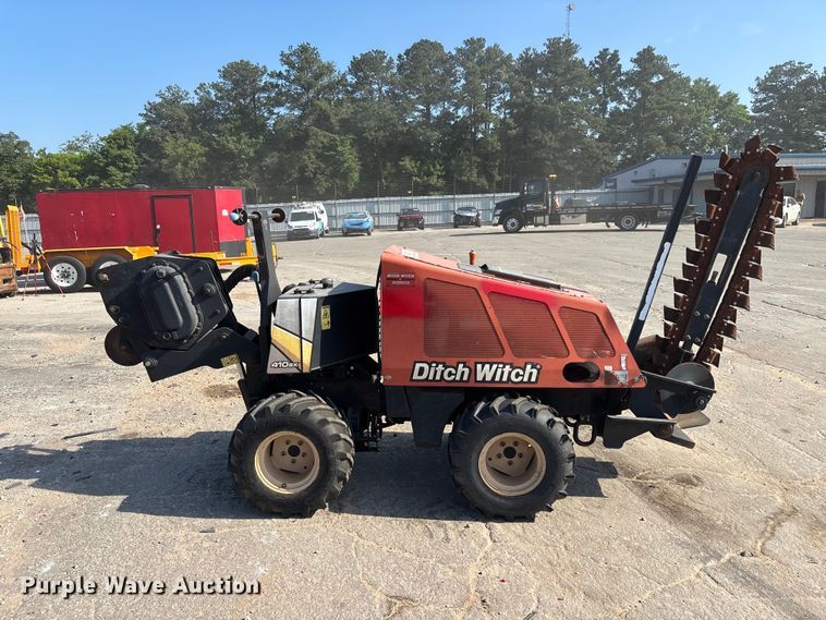 image for item YA3046 2015 Ditch Witch 410SX trencher