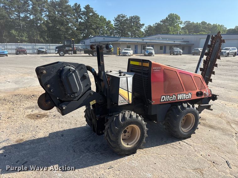 image for item YA3046 2015 Ditch Witch 410SX trencher