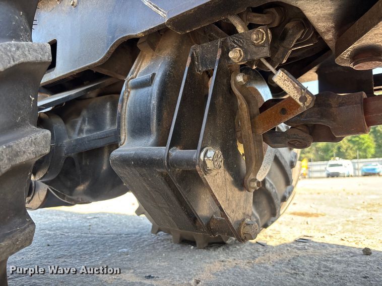 image for item YA3046 2015 Ditch Witch 410SX trencher