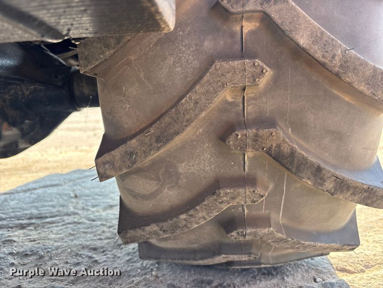 image for item YA3046 2015 Ditch Witch 410SX trencher