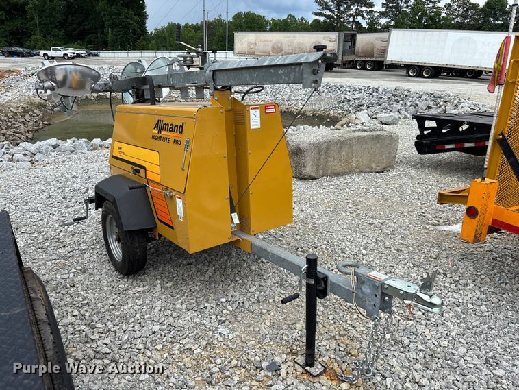 image for item YA3073 Allmand Nite-Lite Pro light plant