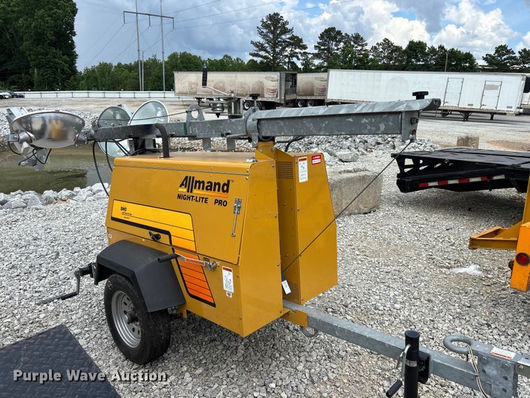 image for item YA3073 Allmand Nite-Lite Pro light plant