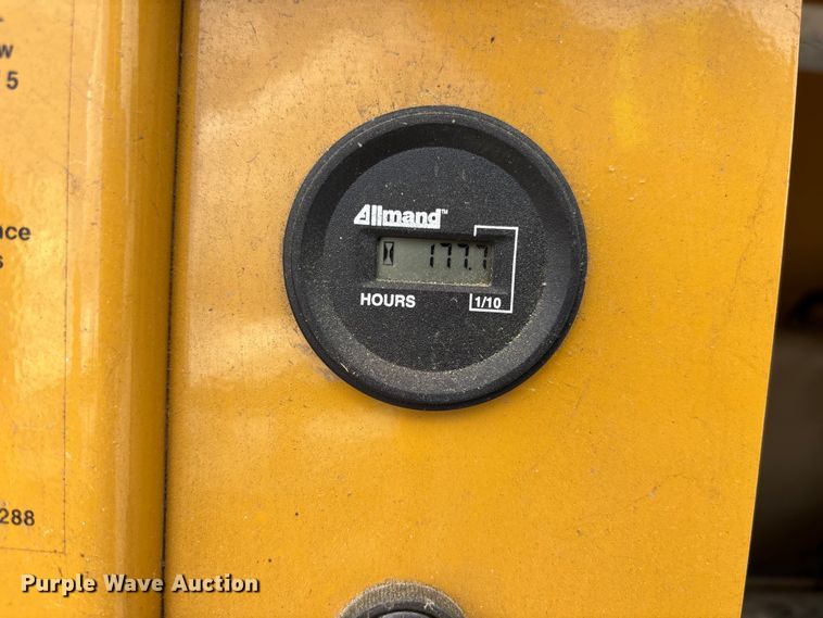 image for item YA3073 Allmand Nite-Lite Pro light plant