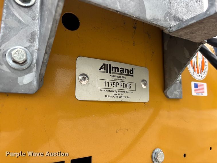 image for item YA3073 Allmand Nite-Lite Pro light plant