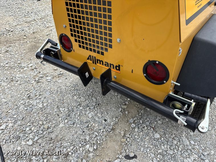 image for item YA3074 Allmand Nite-Lite Pro light plant