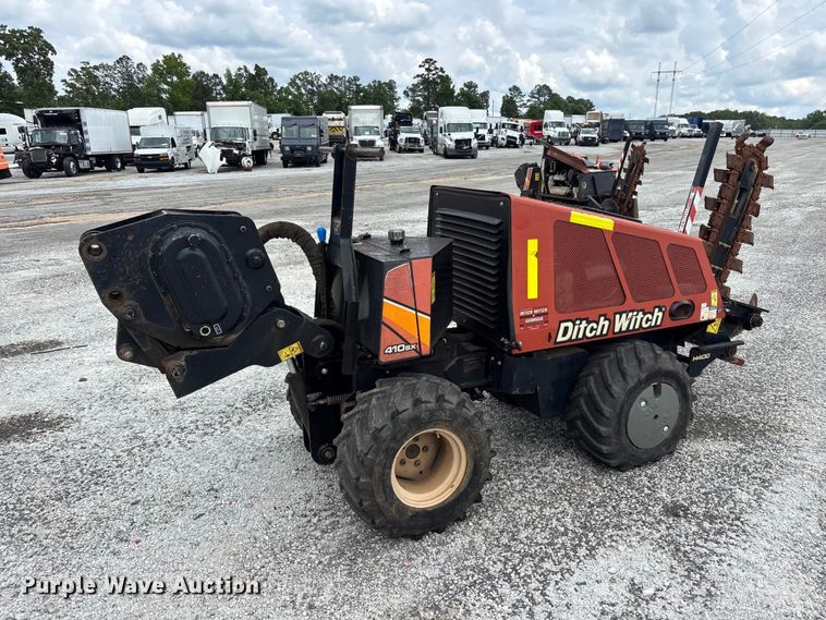 image for item YA3075 2017 Ditch Witch 410SX trencher