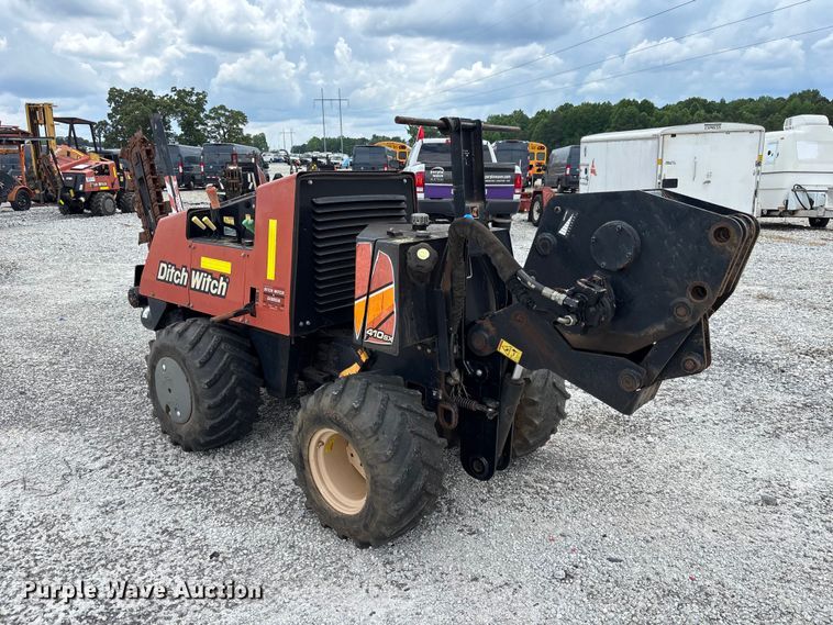 image for item YA3075 2017 Ditch Witch 410SX trencher