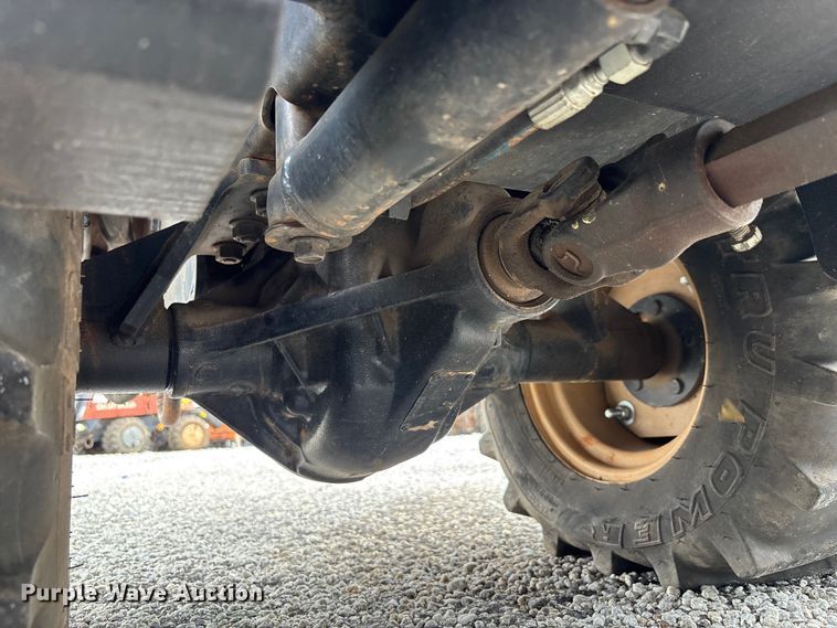 image for item YA3075 2017 Ditch Witch 410SX trencher