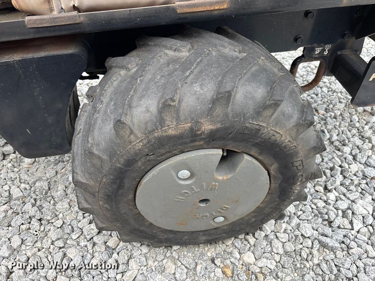 image for item YA3075 2017 Ditch Witch 410SX trencher