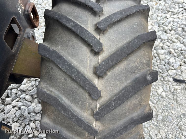 image for item YA3075 2017 Ditch Witch 410SX trencher