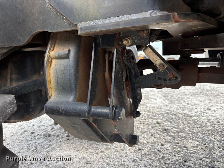 image for item YA3076 2016 Ditch Witch 410SX trencher