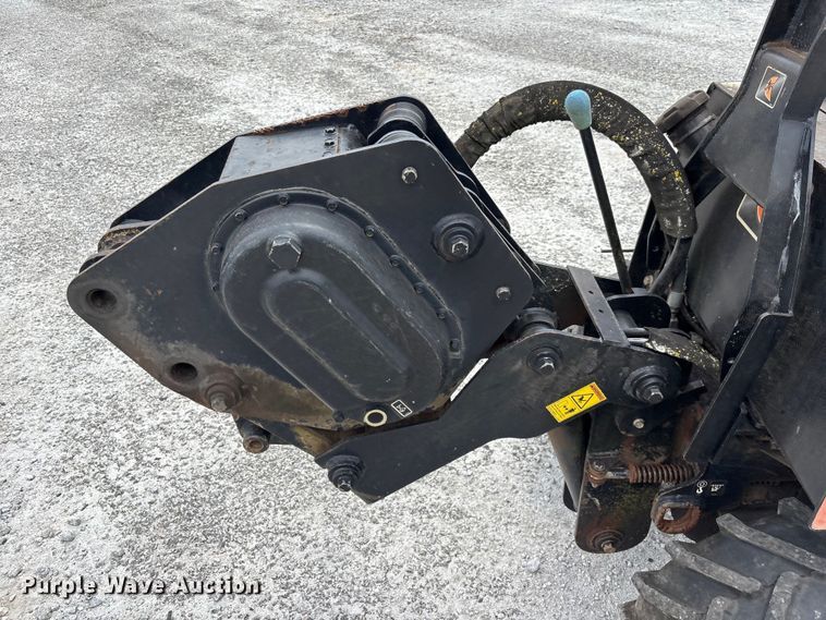 image for item YA3076 2016 Ditch Witch 410SX trencher