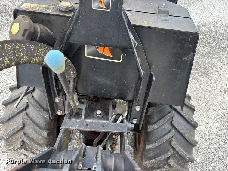 image for item YA3076 2016 Ditch Witch 410SX trencher