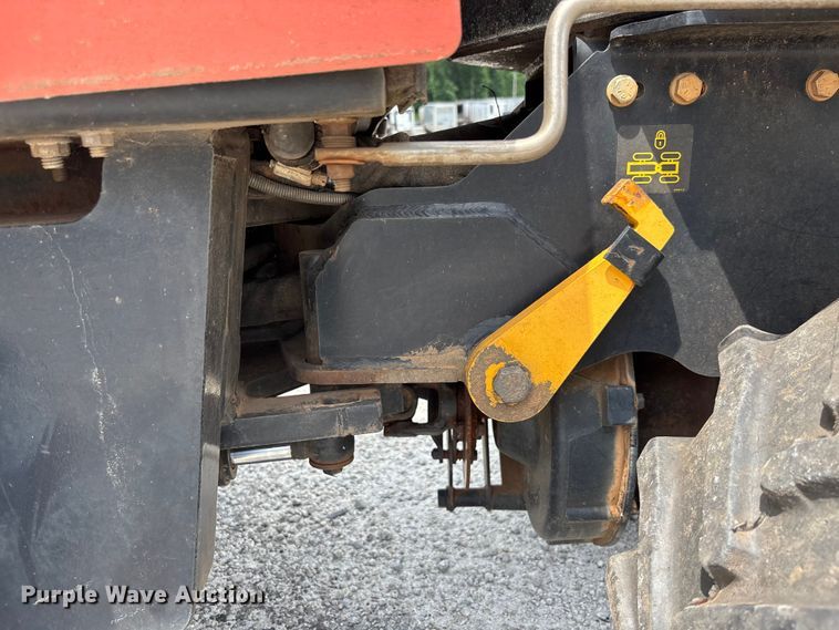 image for item YA3076 2016 Ditch Witch 410SX trencher