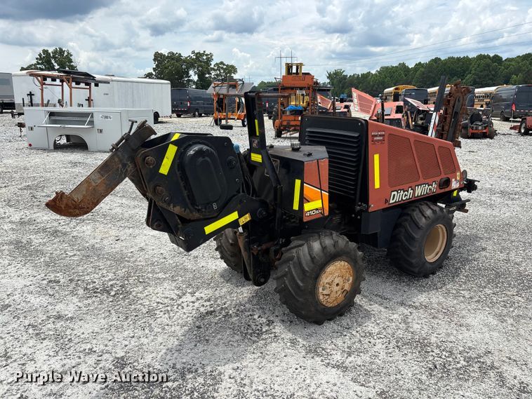 image for item YA3077 2016 Ditch Witch 410SX trencher