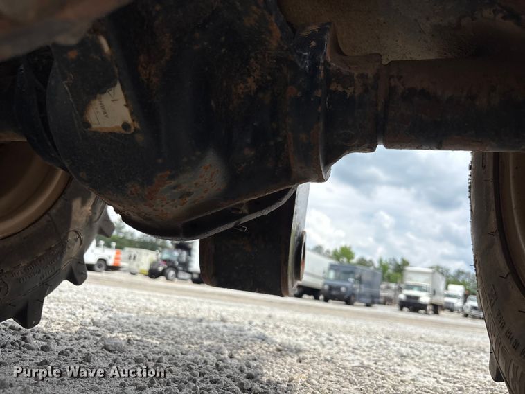 image for item YA3077 2016 Ditch Witch 410SX trencher