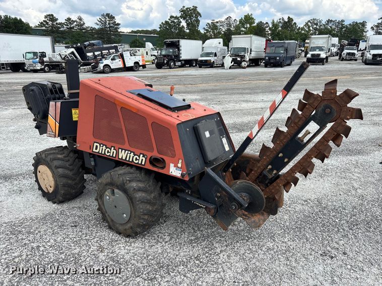 image for item YA3078 2016 Ditch Witch 410SX trencher