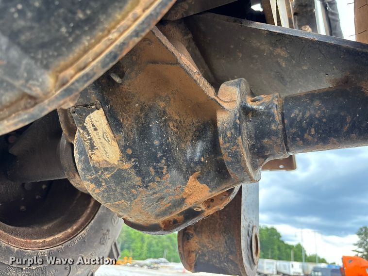 image for item YA3078 2016 Ditch Witch 410SX trencher